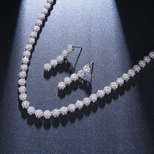 Bettyue Pure Tiny Flower Shape With Cubic Zircon Long Earring And Necklace Fashion Statement Gorgeous Jewelry Women In Dinner