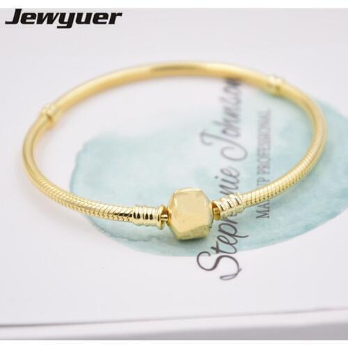Gold Snake Chain Bracelet with Clasp fit Genuine 925 Sterling Silver Charms beads bracelets DIY Wholesale fine jewelry YL068