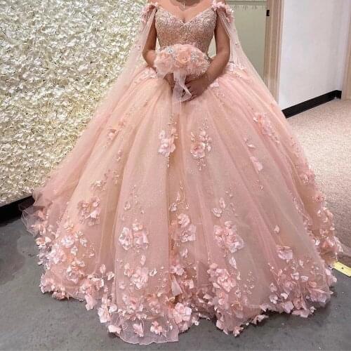 2021 Romantic Blush 3d Flowers Ball Gown Quinceanera Prom Dresses with Cape Wrap Caftan Beaded Lace Long Sweet 16 Dress Vestidos