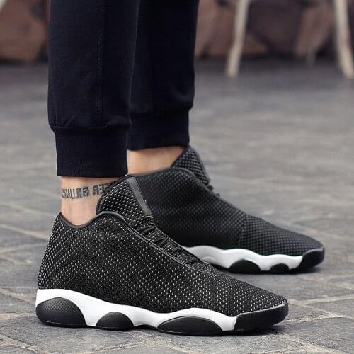 Mens Casual Shoes Fashion Black Mens Sports Shoes Outdoor Sneaker Air Mesh Fly Weave Shoes Running Shoes New Chaussure Homme