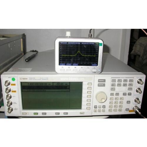 New XT-239 XT239 2.3GHz~2.9G 5" LCD handled RF Spectrum Analyzer SPAN/RBW/CENT/MARKER MAXHOLD