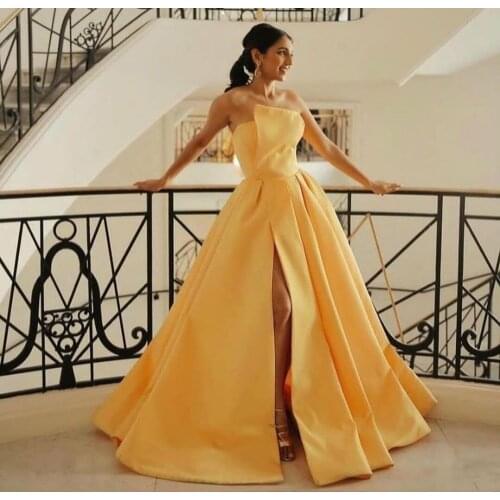 Sexy A-Line Satin Long Scalloped Prom Dresses with Pockets Zipper Back Floor Length Slit Robe De Soiree Muslim Formal Party Gown