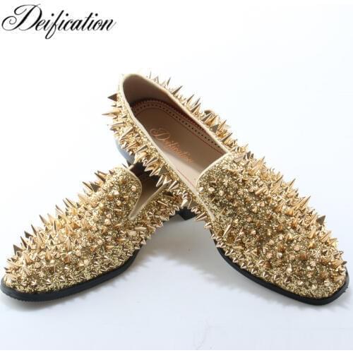 Deification Fashion Man Wedding Shoes Split Leather Spiked Men Loafers Shoes Slip On Rivets Studded Men Shoes Driving Moccasins