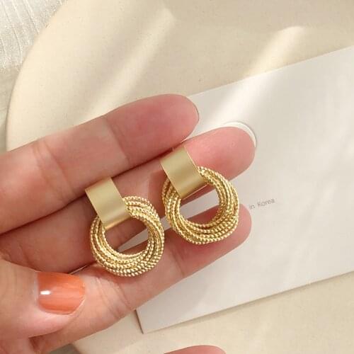 2020 Retro Circle Multi-layer Winding Earrings Glossy Round Metal Small Stud Earrings for Women Girl Jewelry New Year Gifts