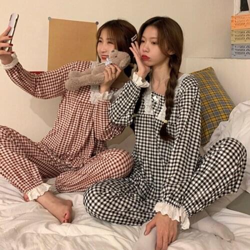 The spring and autumn period and the new summer can wear pyjama trousers casual leisurewear two-piece ins of the wind