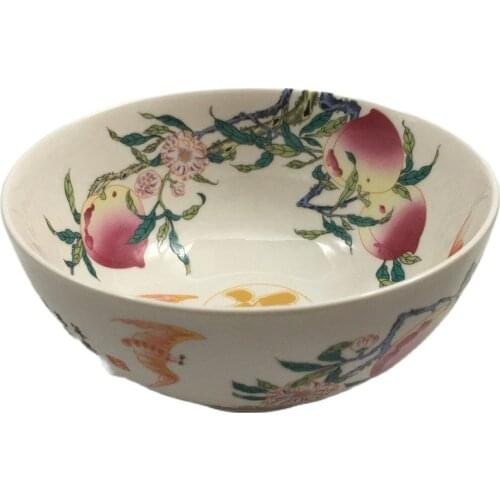 Antique porcelain bowl made in Qianlong of Qing Dynasty