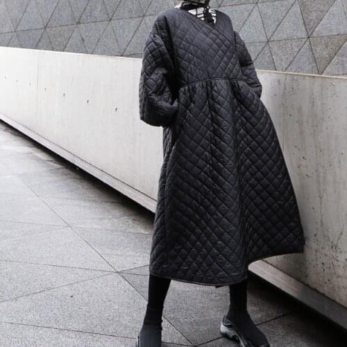 Lantern Sleeve Cotton-padded Jacket Women Tops Diamond Lattice Light Padded Jacket Winter Black Gothic Warm Oversize Coat Female