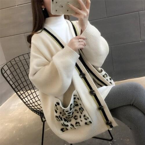 2021 Autumn And Winter New Loose V-neck Knitted Korean Cardigan Female Leopard Print Pocket Long Wild Sweater Coat Wm
