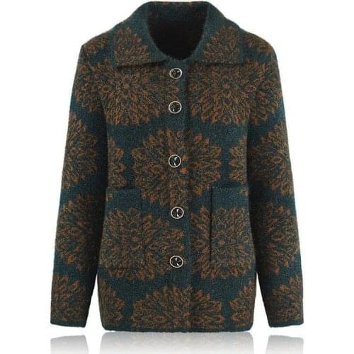 Middle-aged Elderly Womens Sweater New Autumn Winter Knit Cardigan Jacket Sweater Coat Female plus Velvet Warm Sweater Women