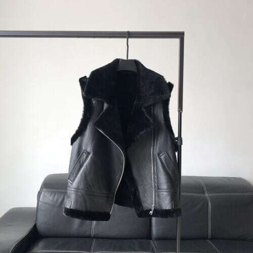 2020 Winter New Fur Integrated Coat Female Vest Merino Leather Slimming Lamb Fur Fur Horse Clip Bomber Jacket Women Jacket Women