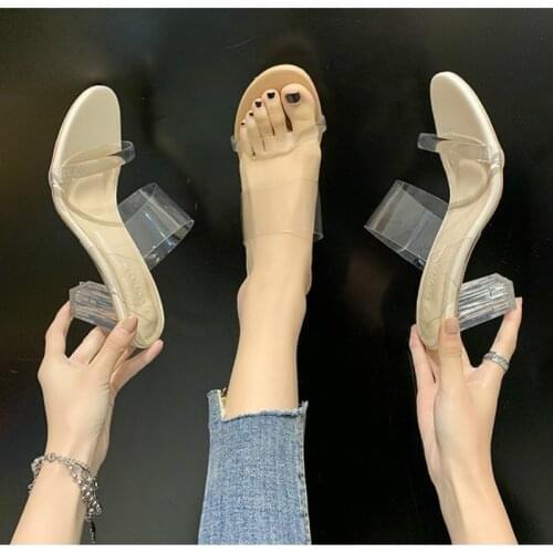 2021Shoes Med Womens Slippers Outdoor Heeled Mules Jelly Slides Rubber Flip Flops Pantofle Fashion Square Heel Heels Transparent