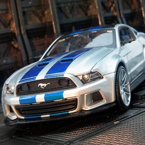 Maisto 1:24 Modified Ford Mustang Roadster Ford Mustang Simulation Alloy Car Model collection gift toy