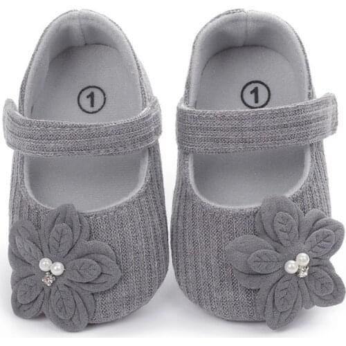 Newborn Baby Knitted Shoes Infant Girls Princess Moccasins Cute Flowers Solid Soft Shoes