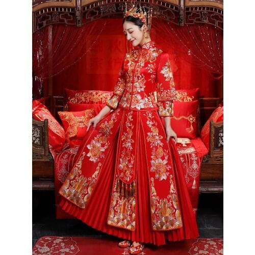 New Chinese Wedding Dress Brides Wedding Dress Thickening Cheongsam and Crop Garment