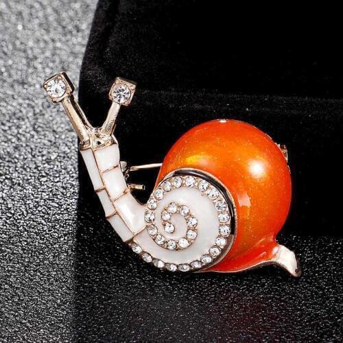 Yellow with white Enamel kids snail insect brooches jewelry for mens gifts fine Hats accessory brand gold color hijab pins