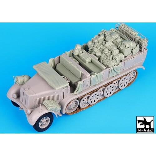 Resin scenario model German 8 ton half track modification 1:35