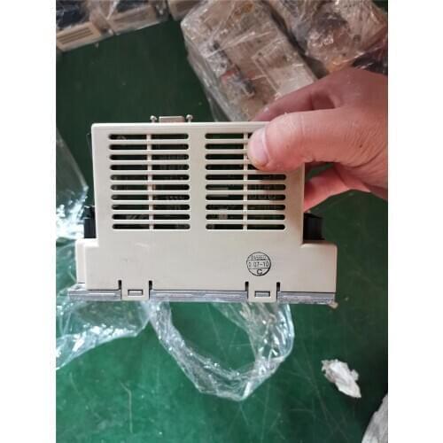 SGDR-SDA140A01B servo driver , used one , 90% appearance new , test goods , free shipping