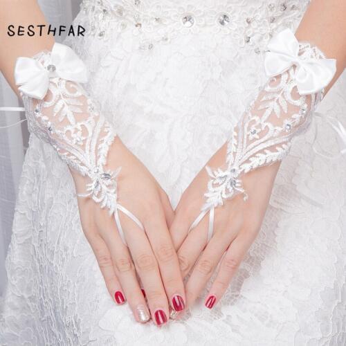 Wedding Accessories Women Fingerless Bridal Gloves Elegant Short Paragraph Rhinestone White Lace Glove