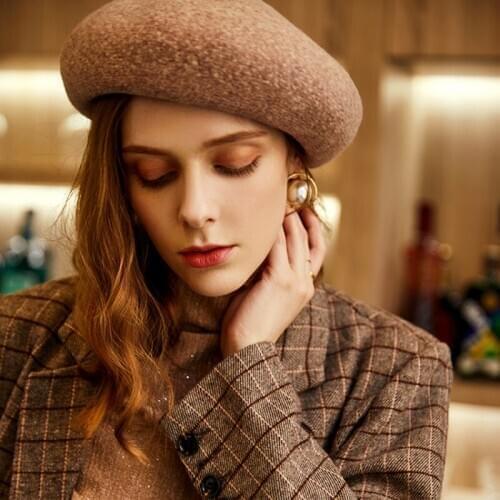 H7679 Autumn Women Beret Hat Winter Female Fashion Korean High Quality Berets Cap Lady Solid Color Simple Elegant Vintage Hats