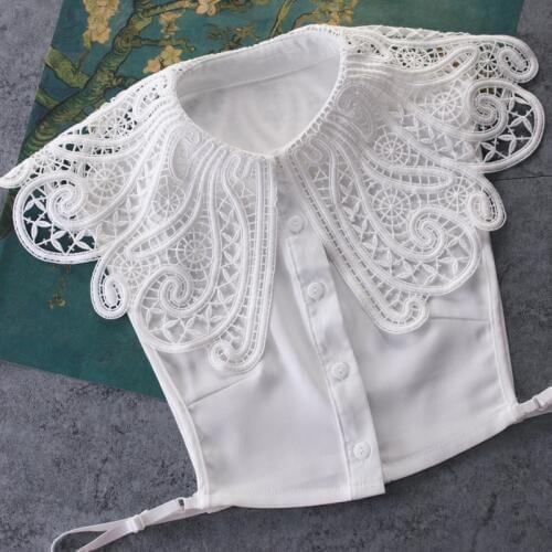 YSMILE Y Fashion New Women White Black Hollow Out Fake Collar Persoanlity Sweet Lace Detachable Collars Clothes Accessories