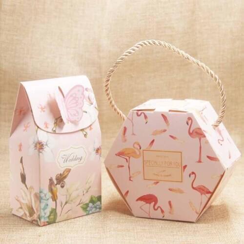 10pcs/lot colorful print butterfly lock wedding favor box flower style gift package box with handle candy favors package bag
