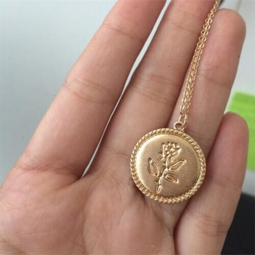 Trendy Rose Flower Choker Necklace For Woman Boho Lovely Simple Circle Pendants Necklaces Female Fashion Jewelry Gifts New