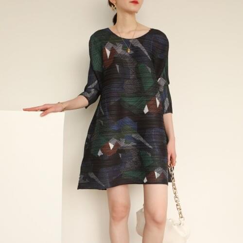 Manufacturer direct supply 2021 Miyake Pleats spring, summer and autumn fashion casual loose print dress