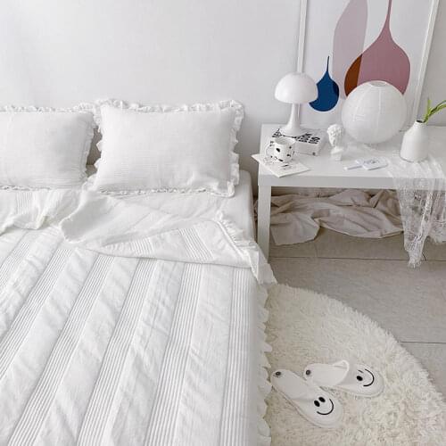 New 1 piece of mattress pad Korean solid color long pillow deep stitch quilted bedspread queen quilt (pillowcase free)