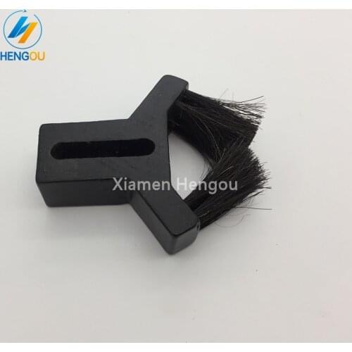 2 Pieces free shipping High quality Printer spare parts Muller Martini black brush for offset printing machine