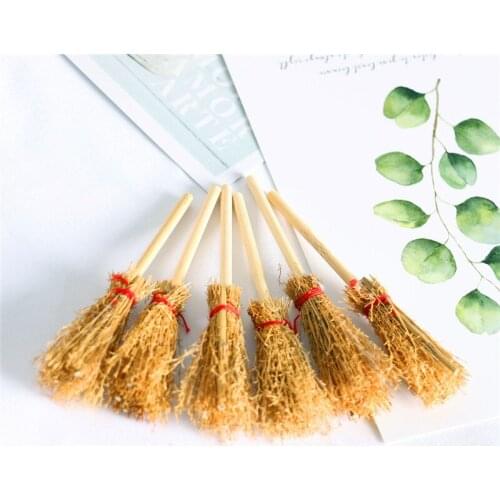 Mini Broom Red Rope Straw Brooms Hanging Decorations for Halloween Party Costume Witch Broom Dollhouse Accessories Event Decor