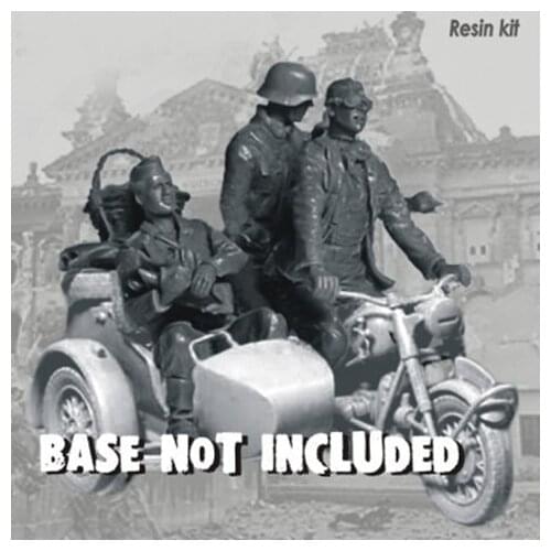1/35 SOLDIERS A driving soldier, No car, Three people, Resin kit Figure soldiers GK, Uncoated No colour