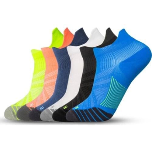 Anti-Sweat Unisex Sport Socks Women Men Short Tube Thin Breathable Socks Outdoor Running Protective Ankle Sports SOCKS