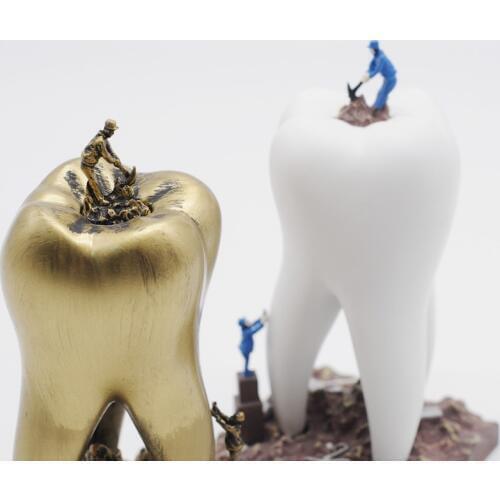 Dental Artware Teeth Handicraf Dentistry Clinic Decoration Furnishing Articles Creative Sculpture Dentist Gift Resin Crafts Toys