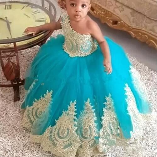 Golden Lace Flower Girls Dresses Ball Gowns Vintage Luxury Girls Golden Lace Applique Bow Back Girls Birthday Dresses Custom