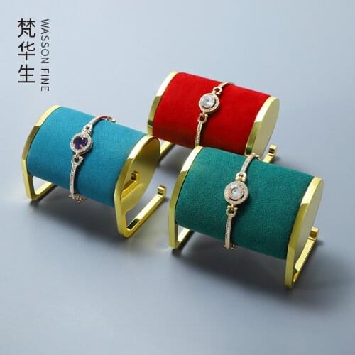 Bracelet Display Stand Watch Bracelet Jewelry Window Display Props Microfiber Metal Jewelry Display Stand