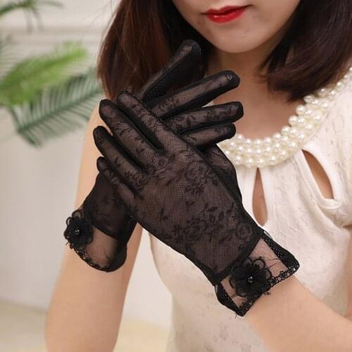 Sexy Summer Women UV Sunscreen Short Sun Screen Pearl Flowers Gloves Thin Ice Silk Lace Touch Screen Viscose Driving Gloves J51