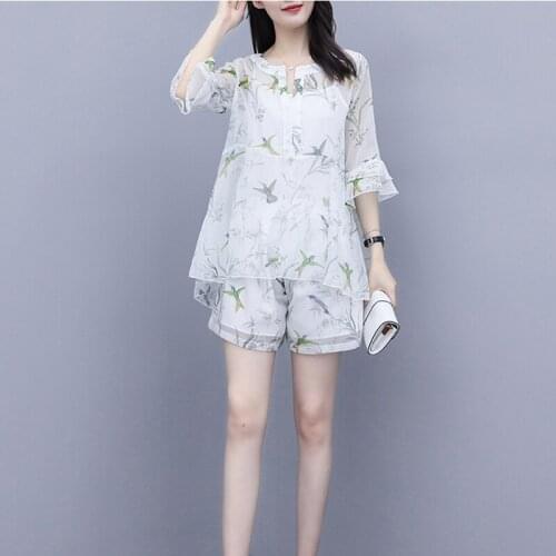 Temperament Plus Size Set Women Summer New Printed Short-Sleeved Loose Chiffon Top Wide-Leg Shorts Comfortable Two-Piece Sets n4