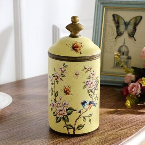 European-Style Ceramic Storage Tank Painted Living Room Decoration Vintage Ornaments Collection Crafts Candy Jar Desktop Decor