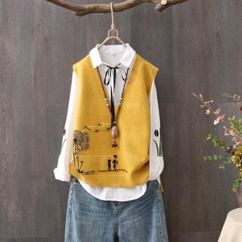 2021 Spring Autumn V-neck Womens Vest Loose Sweater Girls Literature And Art Leisure Student College Waistcoat Yellow