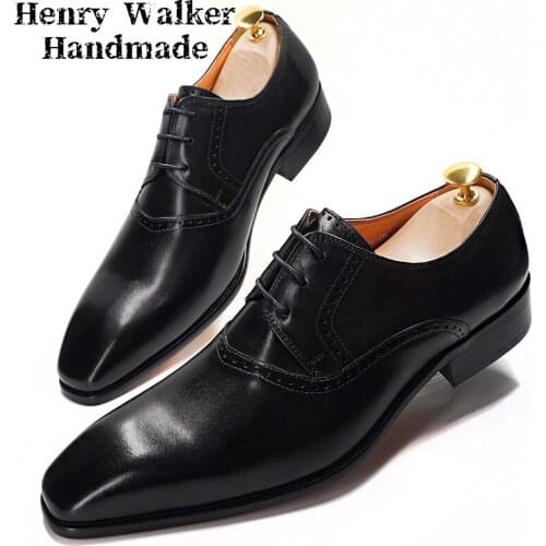 New Designer Men Shoes Lace up Pointed Toe Brown Black Classic Style Mens Dress Shoes Business Office Wedding Leather Shoes Men