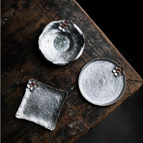 Japanese-style handmade tin-plum coaster tin Kung Fu tea cup holder heat-resistant retro metal saucer tea pot holder
