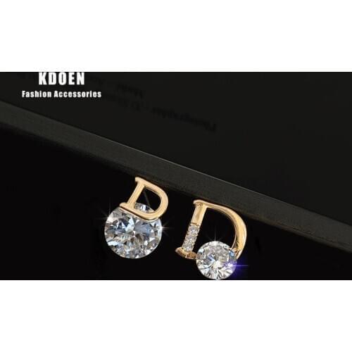2021 New Shiny Zircon Gold Asymmetric D Letter Stud Earrings For Woman Fashion Korean Jewelry Party Girls Sexy Luxury Earrings