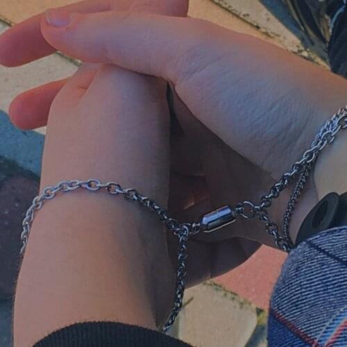 2Pcs/Set Steel O-Shaped Magnet Bracelet for Couples Stainless Steel Charm Attractive Men and Women Valentine'Day New Year Gifts