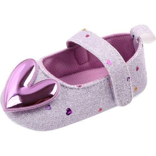 Fashion Hot Newborn Shoes Sneaker Infant Girls Indoor Soft-soled Heart-shaped Princess Shoes Baby Walking Shoes Luxury Zapatilla