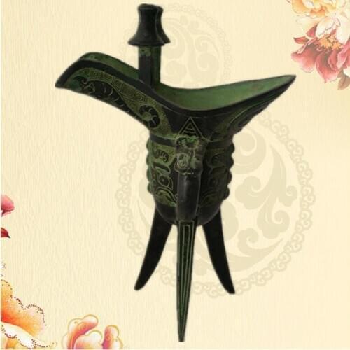 Ancient Chinese bronzes, ancient cups, imperial cups, handicrafts, antiques and collectibles