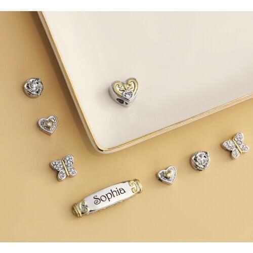 VishowCo Custom Name Bracelet Peach Heart Butterfly Pendant Fashion Laser Custom Engraved Name Beaded Bracelet For Women Gifts