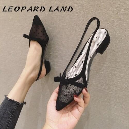 Leopard land Low-heeled Shoes