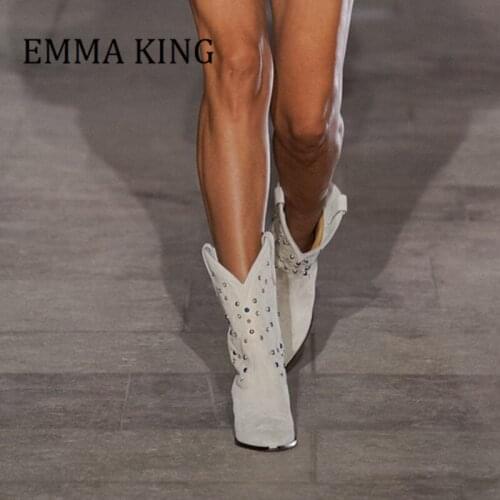 Autumn and Winter Ankle Boots Chunky Low Heel Pointed Toe Suede Boots Embossed Rivet Western Cowboy Boots Fashion Casual Shoes