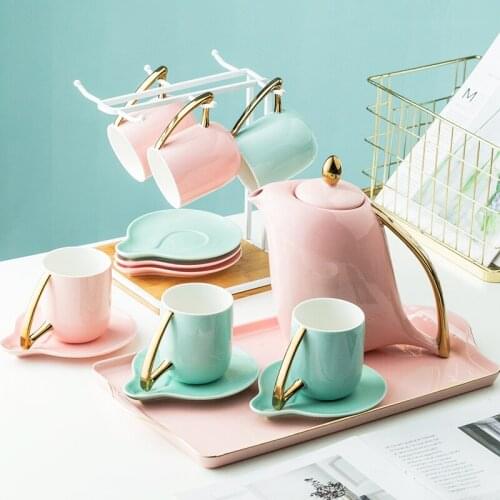 European Fashion Coffee Cups and Saucers Tableware Coffee Plates Dishes Afternoon Tea Set Home Kitchen Free Shipping Stems