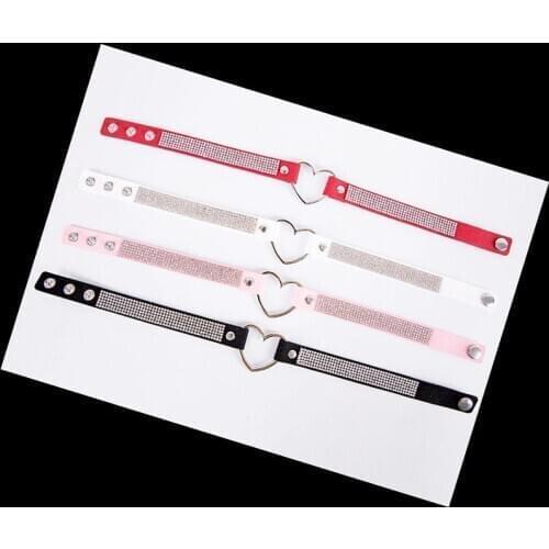 Punk Lady Gothic Leather Heart Crystal Choker Necklaces Trendy Sexy Gothic Leather Studded Choker Necklace Vintage Collar Women